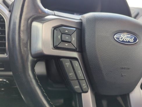 Used 2019 Ford Expedition Max Platinum image 18