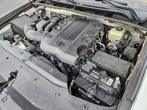 Used 2021 Toyota 4Runner Limited image 18