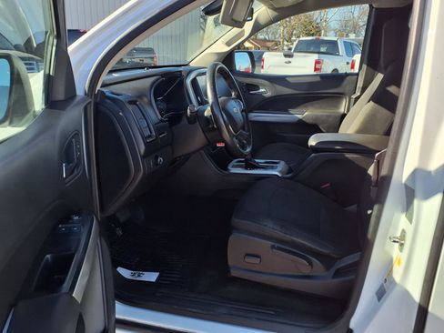 Used 2016 Chevrolet Colorado LT image 9