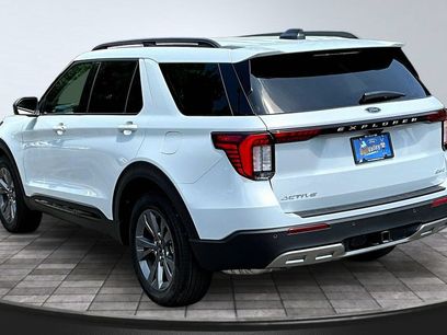 New 2026 Ford Explorer Active w/ Active Comfort Package