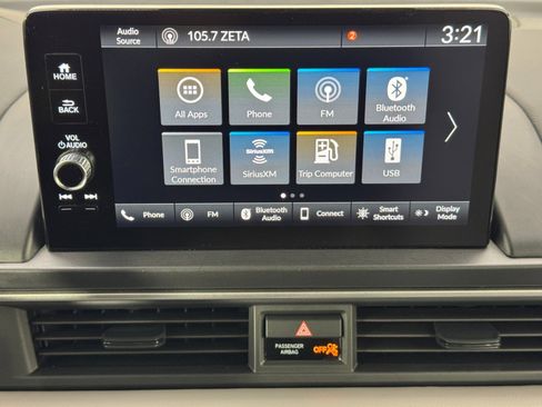 Used 2025 Honda Pilot EX-L image 23