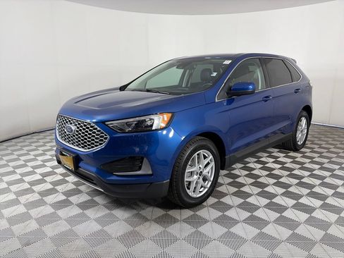 Certified 2024 Ford Edge SEL AWD/4WD image 3