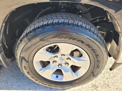 Certified 2022 RAM 1500 Big Horn image 19