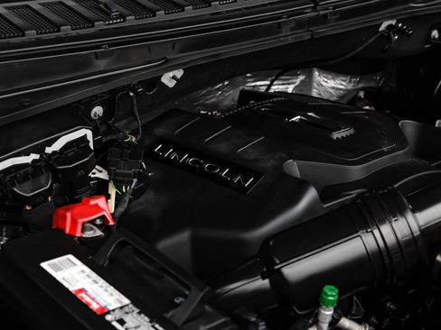 Used 2018 Lincoln Navigator Black Label w/ Cargo Package AWD/4WD image 75