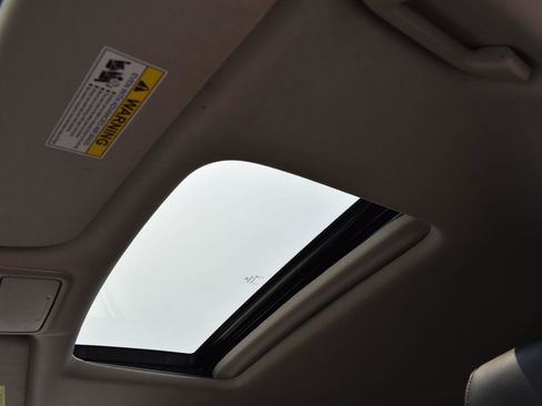 Used 2025 Honda Odyssey EX-L image 10