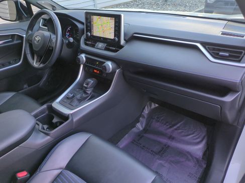 Used 2020 Toyota RAV4 XSE w/ XSE Grade Weather Package image 33