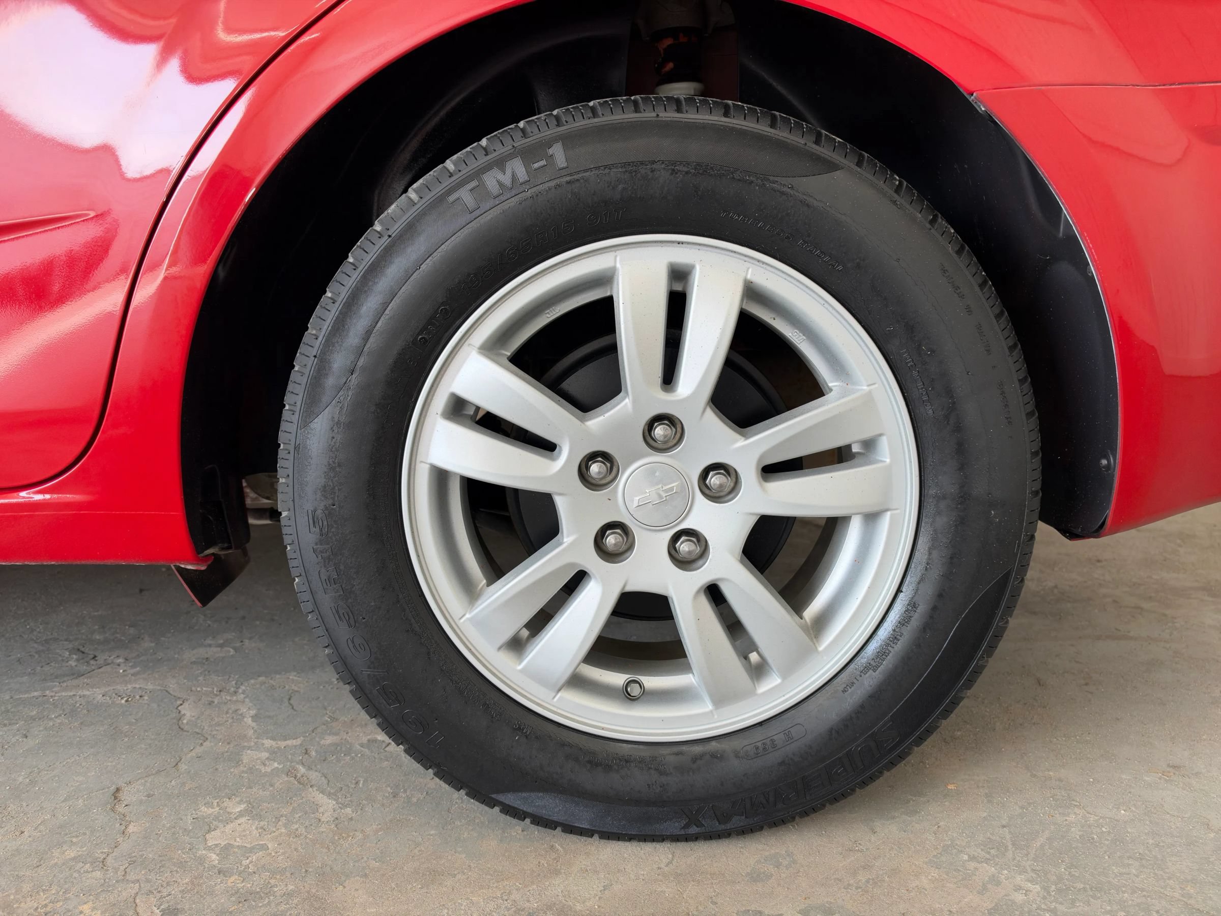 Used 2015 Chevrolet Sonic LT FWD image 14