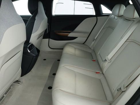 Used 2023 Lucid Air Touring image 21