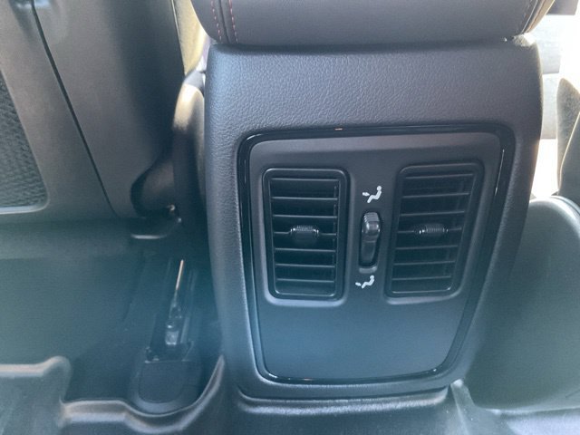 Used 2025 Dodge Durango R/T w/ Blacktop Package AWD/4WD image 24