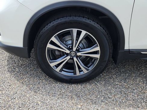 Used 2017 Nissan Rogue SL w/ SL Premium Package AWD/4WD image 7