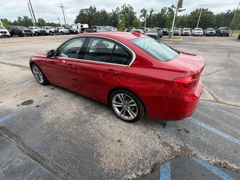 Used 2017 BMW 330i xDrive Sedan AWD/4WD image 5