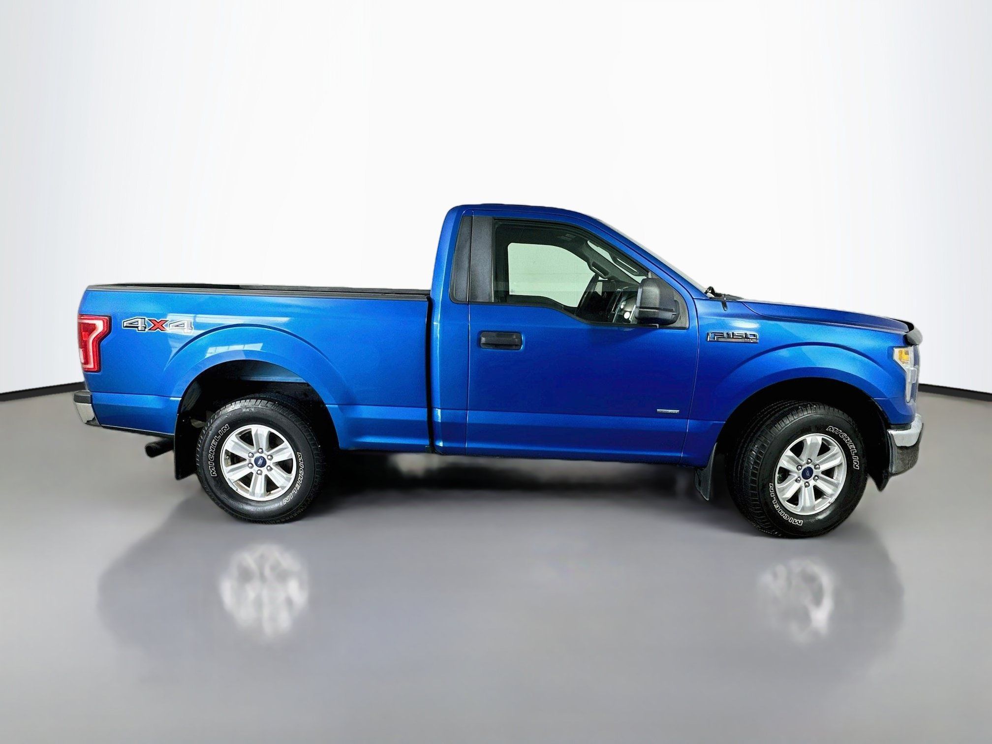 Used 2016 Ford F150 XLT AWD/4WD image 8