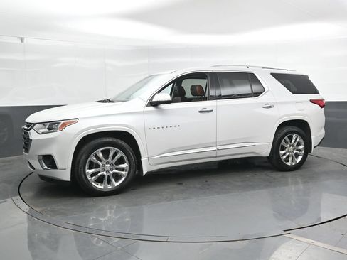 Used 2021 Chevrolet Traverse High Country w/ LPO, Cargo Package AWD/4WD image 9