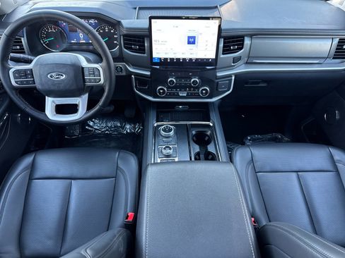 New 2024 Ford Expedition XLT image 14