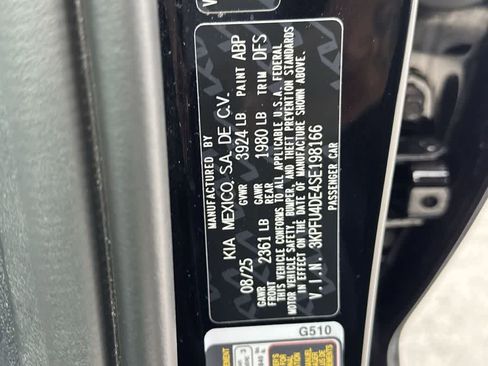 Used 2025 Kia K4 EX FWD image 28