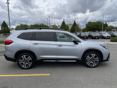 Used 2024 Subaru Ascent Limited w/ Technology Package AWD/4WD image 11