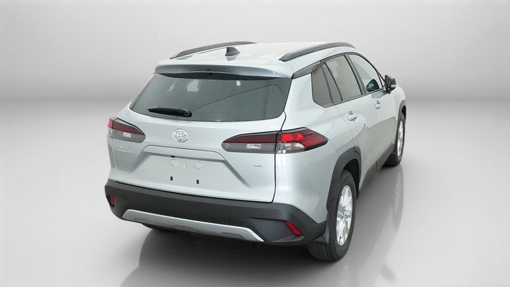 New 2026 Toyota Corolla Cross LE FWD image 11
