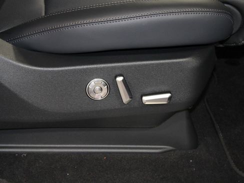 New 2026 Lincoln Navigator L Reserve w/ Jet Appearance Package image 31