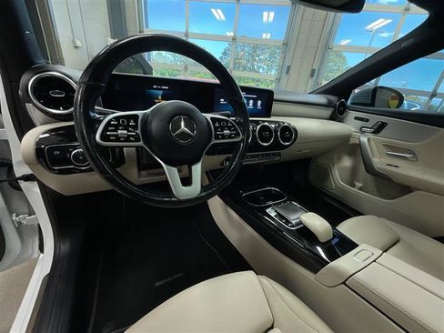Used 2020 Mercedes-Benz A 220 4MATIC image 13