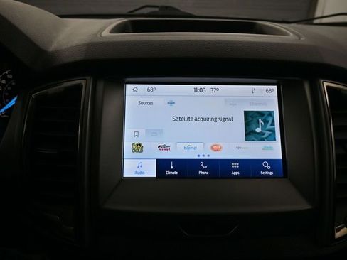 Used 2022 Ford Ranger XLT image 16