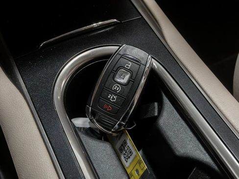 Used 2017 Lincoln MKC Premiere FWD image 20