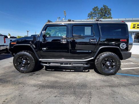 Used 2003 HUMMER H2 w/ Preferred Equipment Group image 2