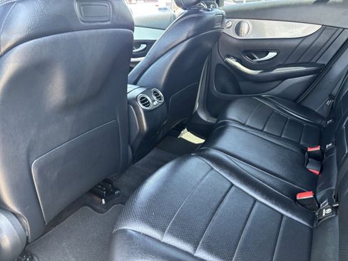 Used 2019 Mercedes-Benz GLC 300 4MATIC Coupe image 18