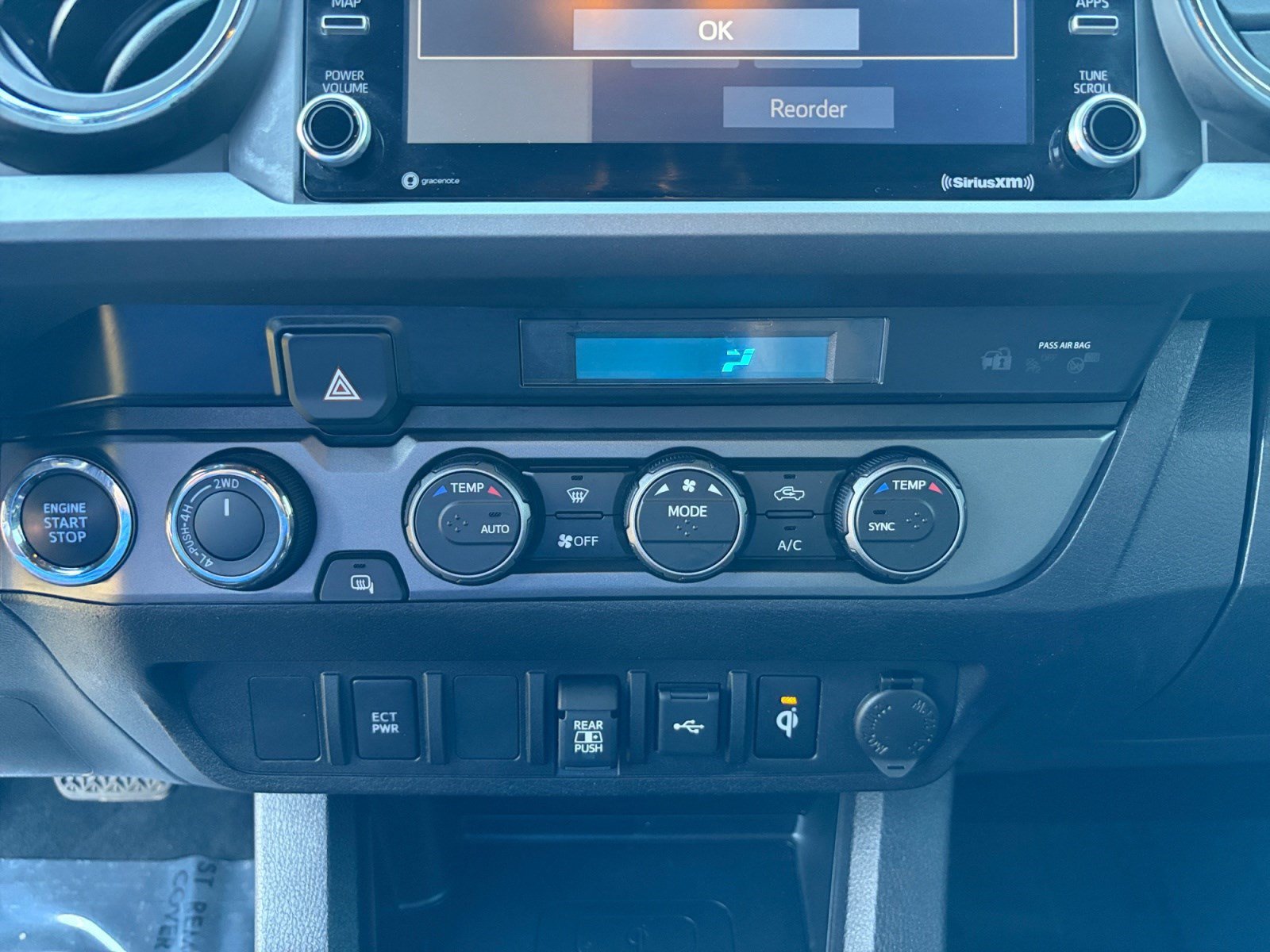 Certified 2023 Toyota Tacoma TRD Off-Road AWD/4WD image 22