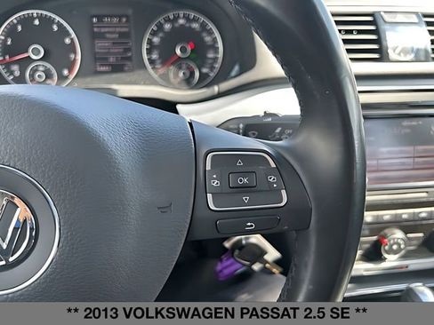 Used 2013 Volkswagen Passat 2.5 SE FWD image 21