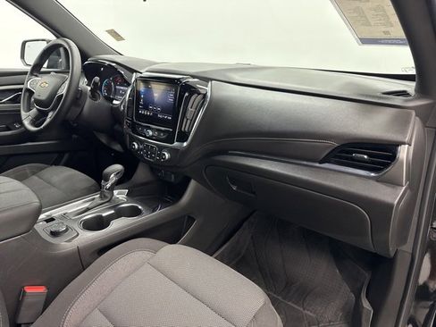 Used 2023 Chevrolet Traverse LT w/ LPO, Floor Liner Package image 30