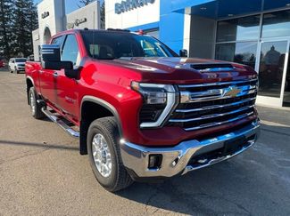 Used 2025 Chevrolet Silverado 2500 LTZ video 1
