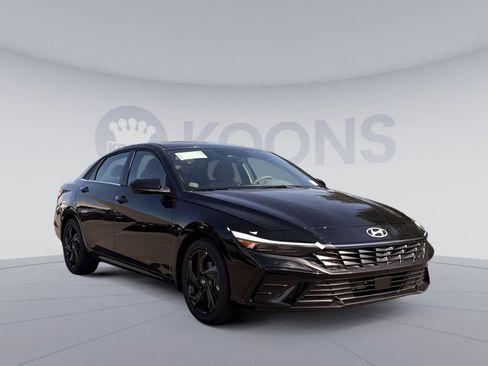 New 2026 Hyundai Elantra SEL Sport Premium FWD image 10