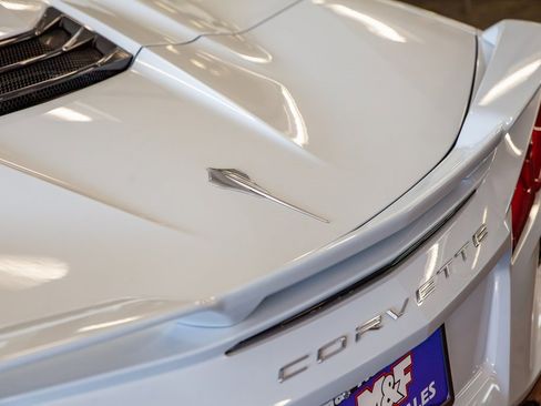 Used 2024 Chevrolet Corvette Stingray Premium Conv w/ Z51 Performance Package image 5