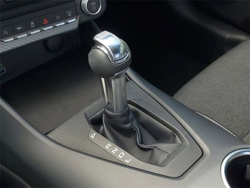 Used 2024 Ford Mustang Coupe image 25