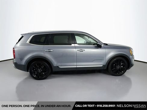 Used 2022 Kia Telluride SX w/ SX Prestige Package AWD/4WD image 4
