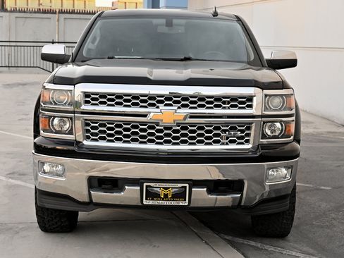 Used 2015 Chevrolet Silverado 1500 LTZ AWD/4WD image 9