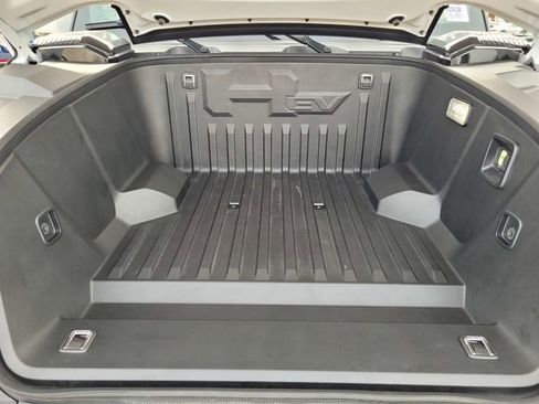 Used 2025 GMC Hummer EV 2X image 27