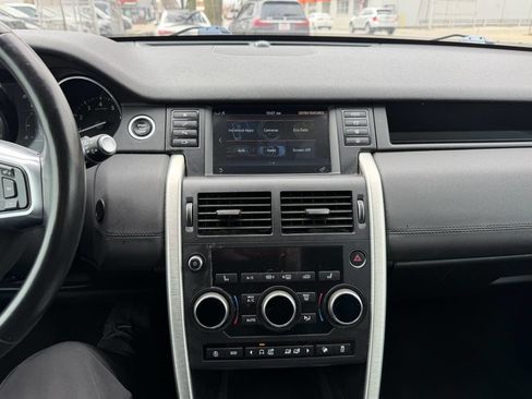 Used 2018 Land Rover Discovery Sport HSE image 35