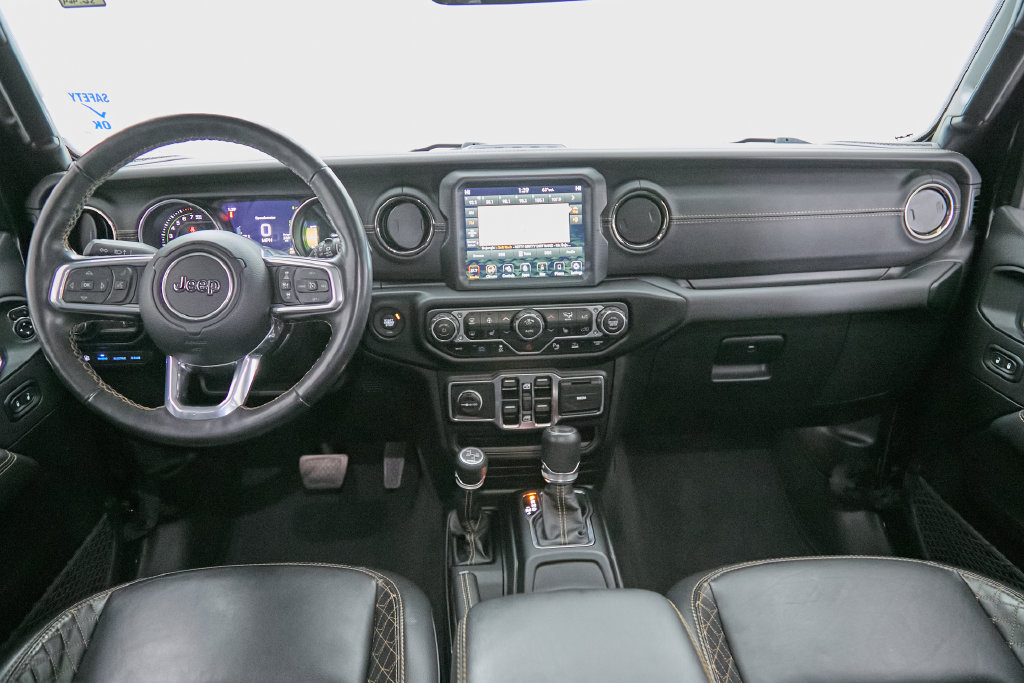 Used 2023 Jeep Wrangler Unlimited Sahara AWD/4WD image 34