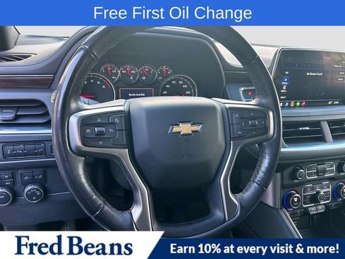 Used 2021 Chevrolet Suburban LT image 13