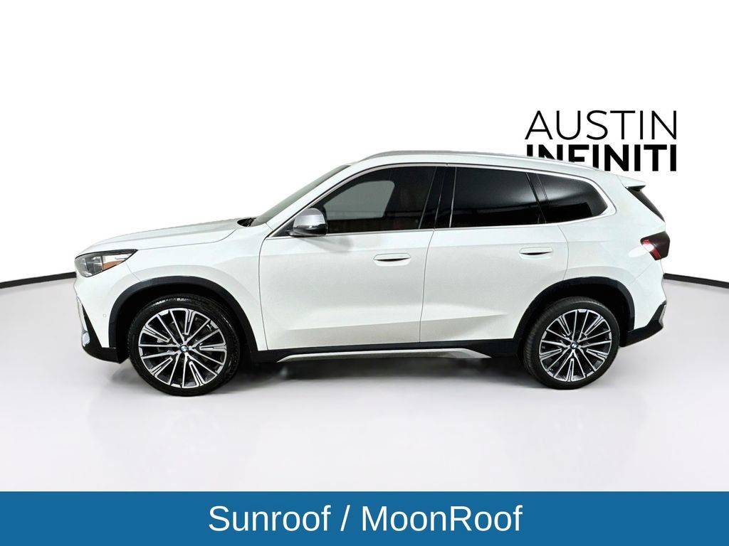 Used 2024 BMW X1 xDrive28i w/ Convenience Package AWD/4WD image 4