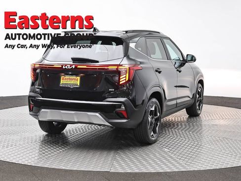 Used 2024 Kia Seltos EX AWD/4WD image 5