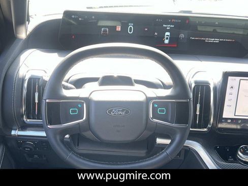 New 2026 Ford Expedition Max Platinum image 18