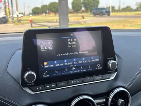 Used 2025 Nissan Sentra SV FWD image 16