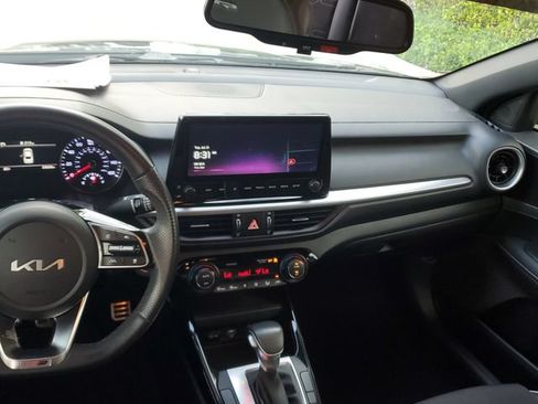 Certified 2024 Kia Forte GT-Line FWD image 12