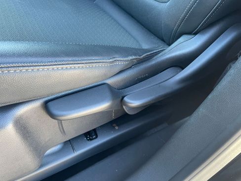 Used 2025 Buick Encore GX Preferred image 23