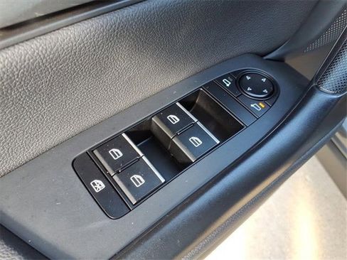 Certified 2025 MAZDA CX-50 AWD 2.5 Hybrid w/ Premium Pkg image 14