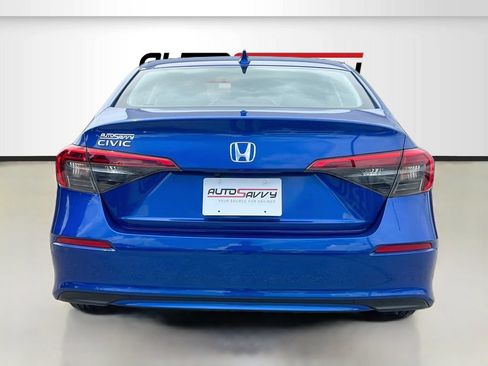 Used 2024 Honda Civic EX image 6