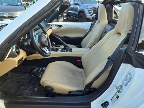 Certified 2025 MAZDA MX-5 Miata RF Grand Touring w/ Appearance Package image 9