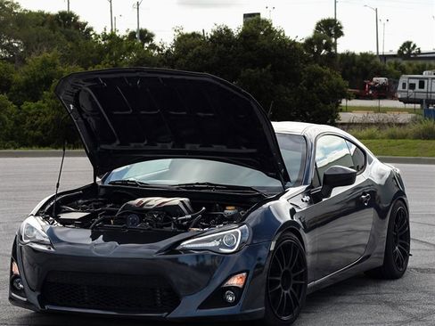 Used 2013 Scion FR-S 10 Series image 1